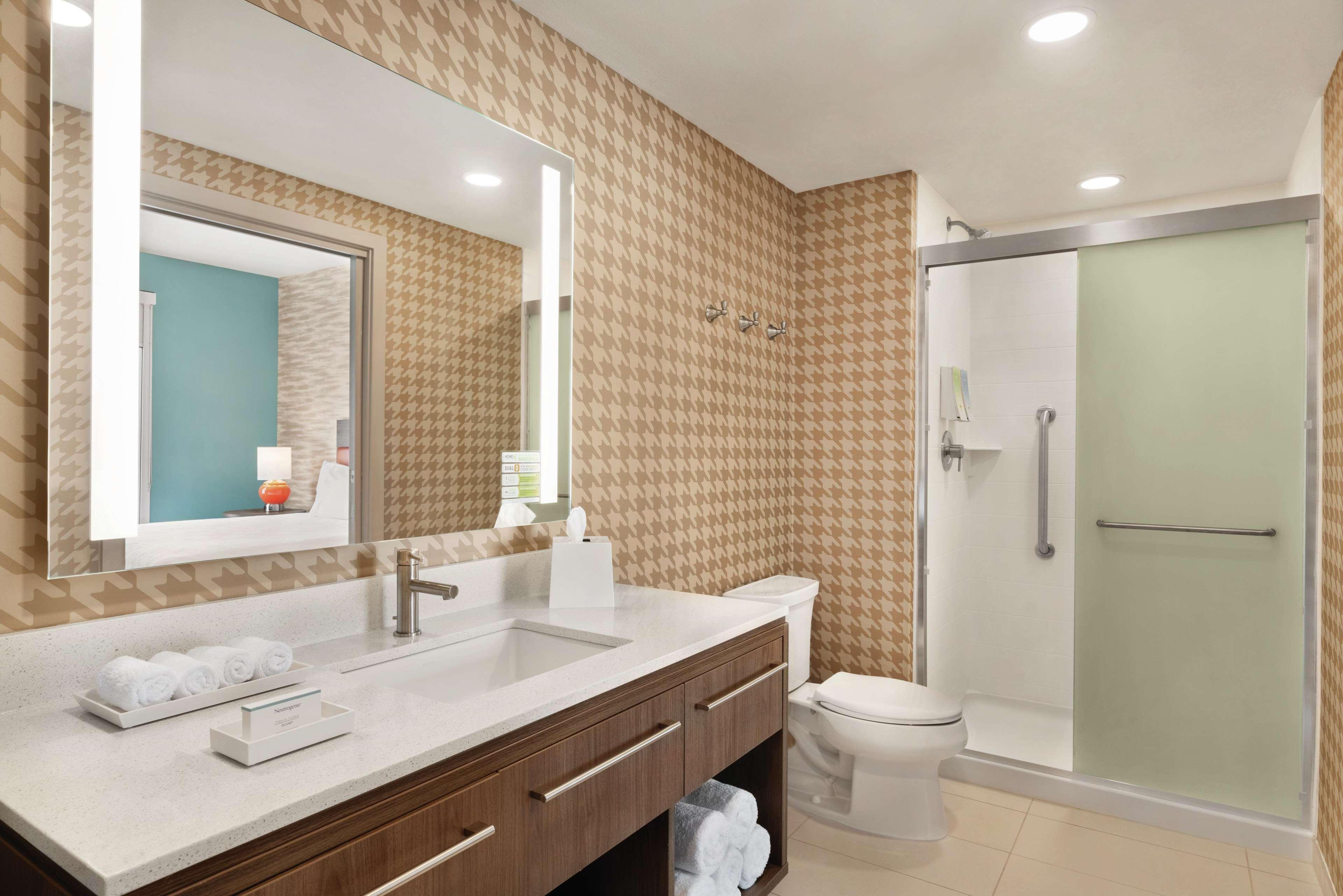 Home2 Suites By Hilton Lancaster Rohrerstown Exterior foto